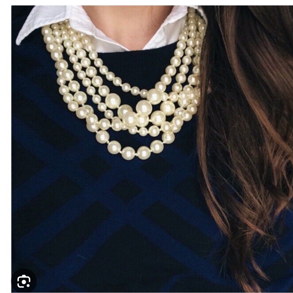 J Crew 5 Strand Pearl Necklace